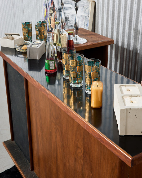 Retro Home Bar