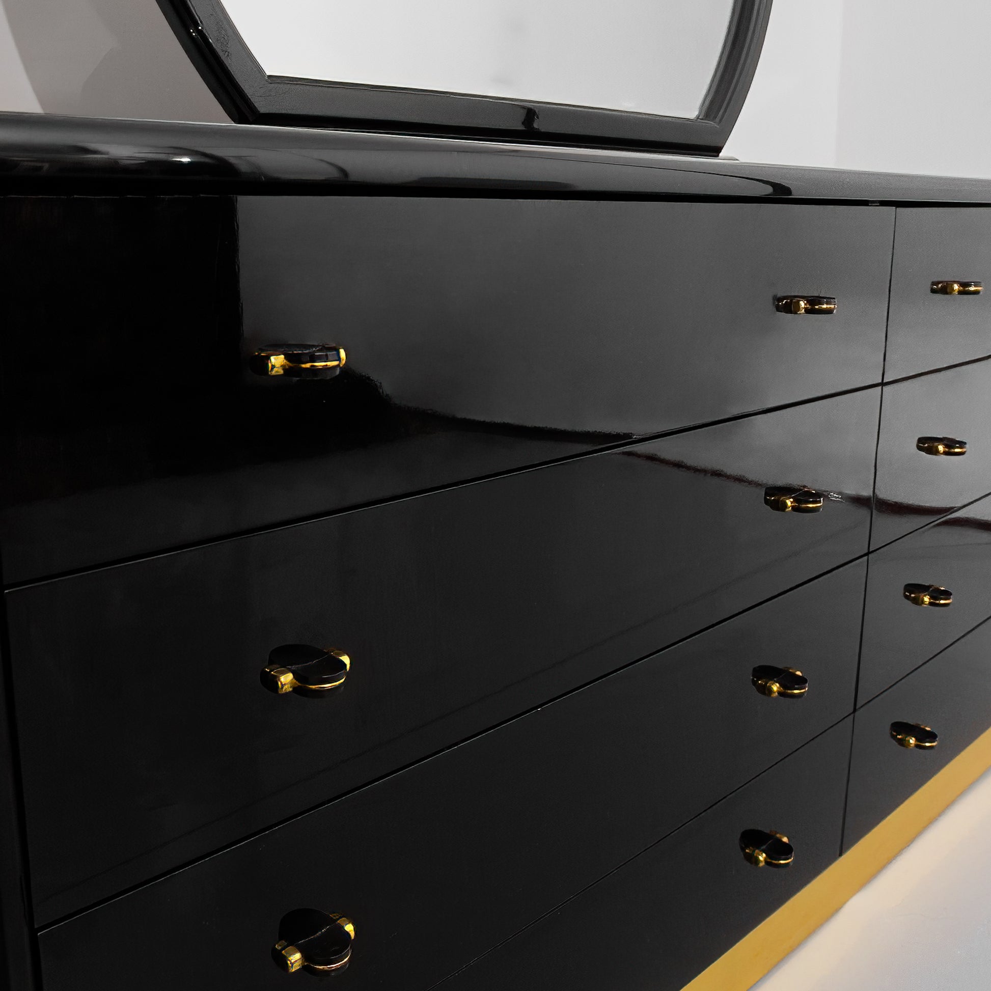 Mid-Century Modern Italian Black Lacquer Dresser with Mirror Tresi Mid-Century Modern Italian Black Lacquer Dresser with Mirror Tresi