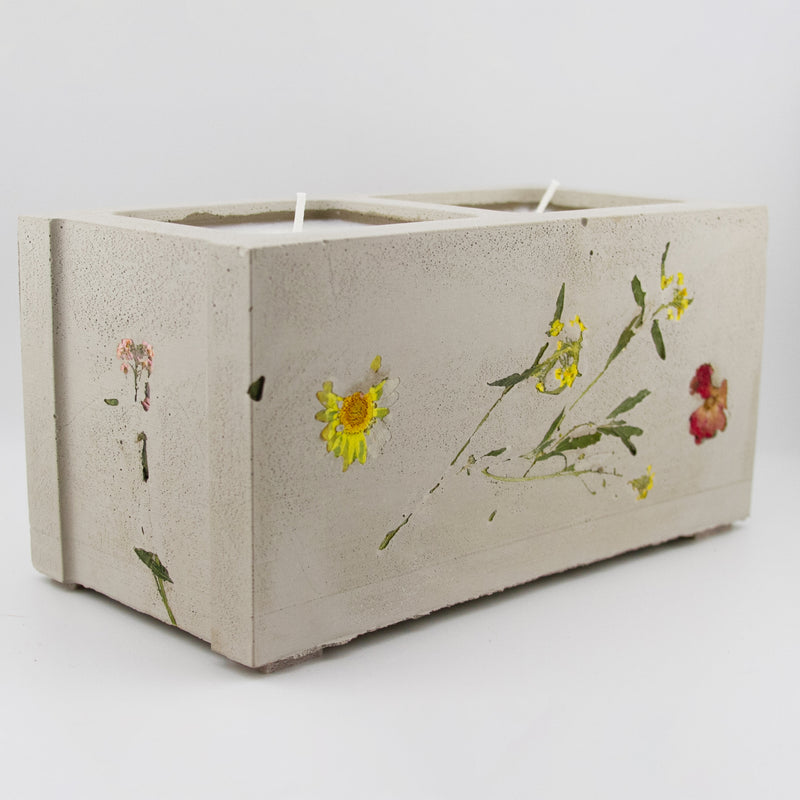 Caos Mote - Flora Mini Cinderblock Candle