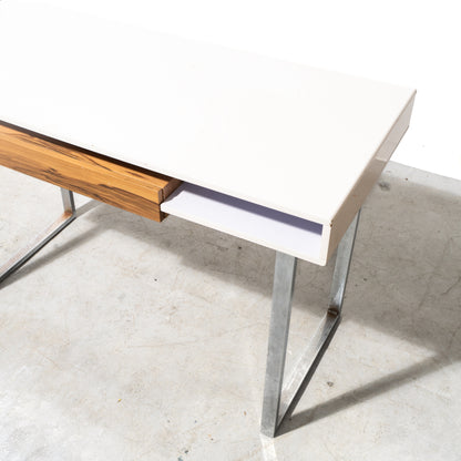 White Metropolitan Computer Desk