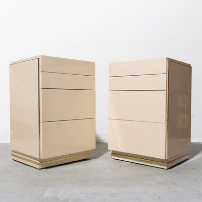 1980s Bridgeford Via Veneto Asymmetrical Lacquered Nightstands (Set of 2)