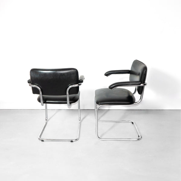 Shop Black Marcel Breuer Cesca Chair: Mid-Century Design – Tresi