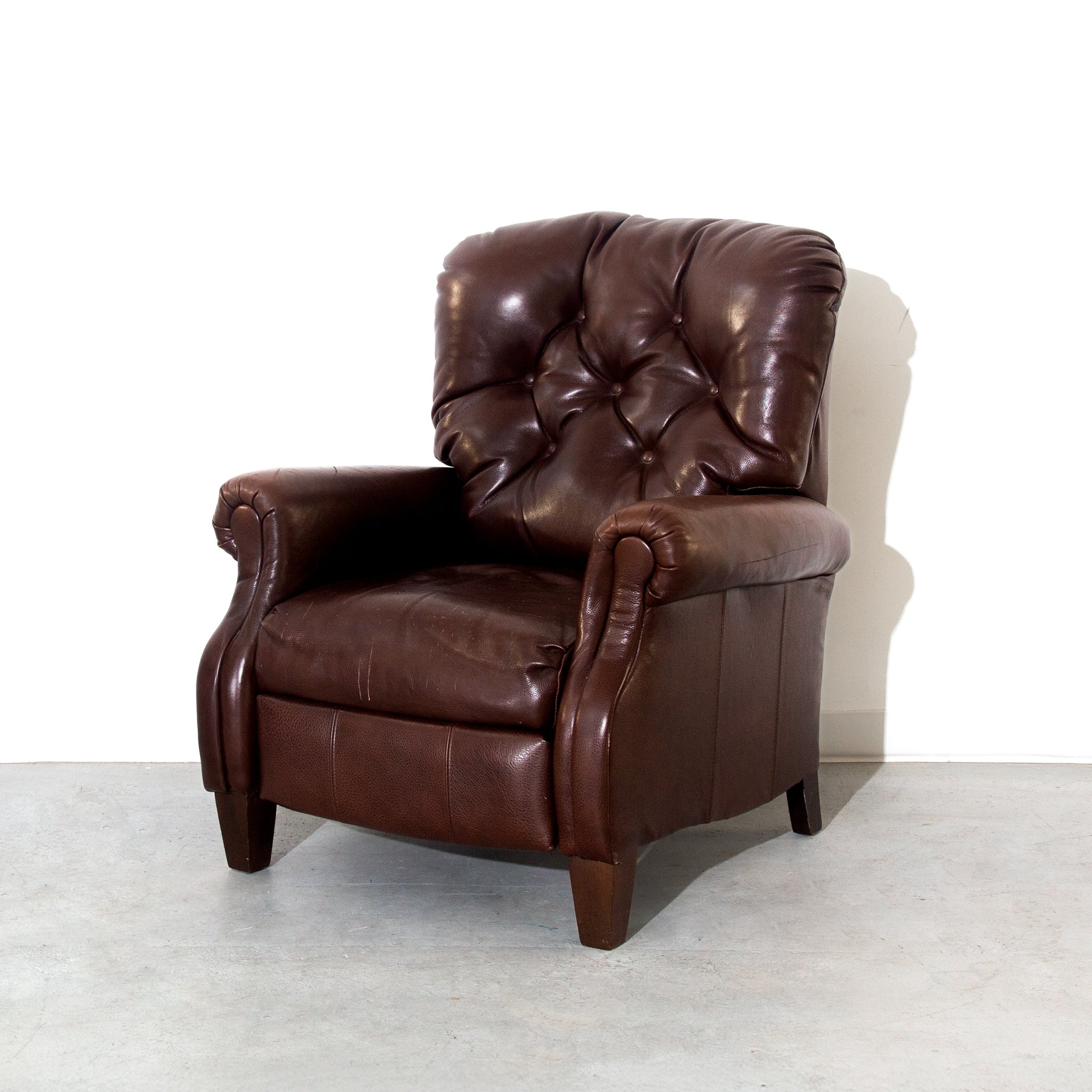 Vintage Brown Lane Furniture Leather Recliner Lounge Chair