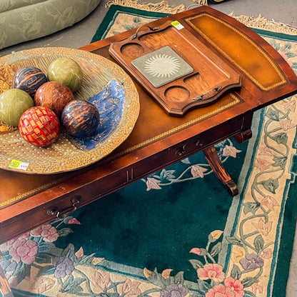 Mid-Century Modern Wooden Cheeseboard