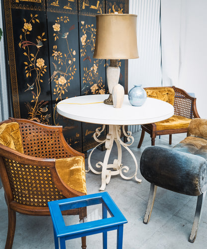 White Formica Pedestal Table